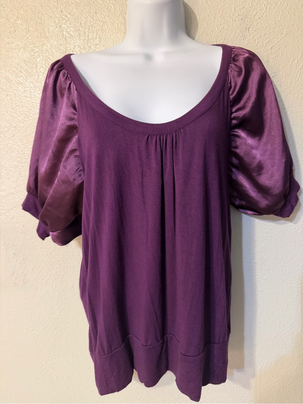 Y2K 2000’s BCBGMaxAzria Plum Purple Knit Satin Puff Balloon Sleeve Top XS